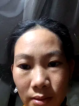 gio-thu online show from 01.08.26