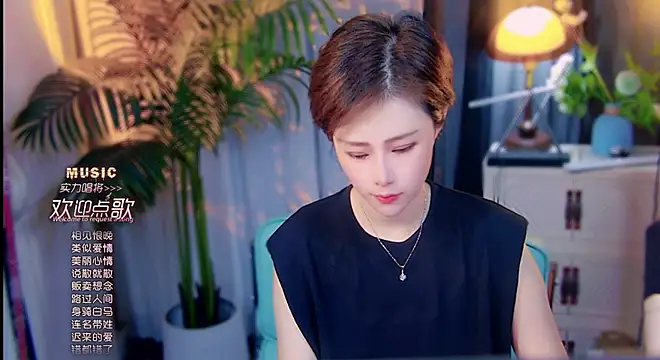Snapshot of cherry-fa chatting on 05.24.26 cherry-fa online show from 05.24.26