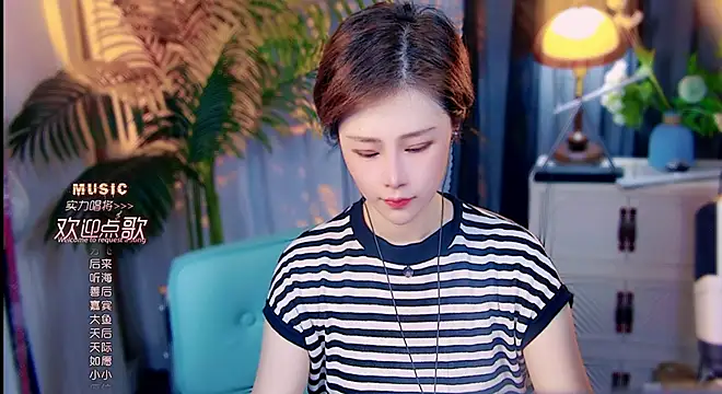 Snapshot of cherry-fa chatting on 05.25.26 cherry-fa online show from 05.25.26