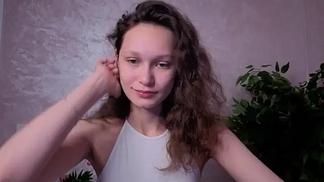 Snapshot of VeronaQueenn chatting on 10.09.25 VeronaQueenn online show from 10.09.25
