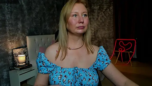 scent  of woman online show from 10.21.25