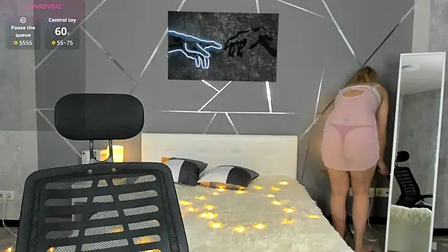 scent  of woman online show from 01.14.26