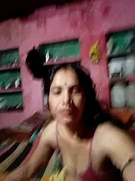 Snapshot of Cuty_tanya chatting on 11.07.25 Cuty tanya online show from 11.07.25