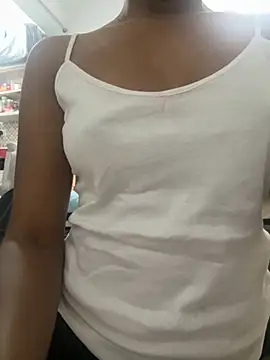 Snapshot of Miami_198 chatting on 11.09.25 Miami 198 online show from 11.09.25