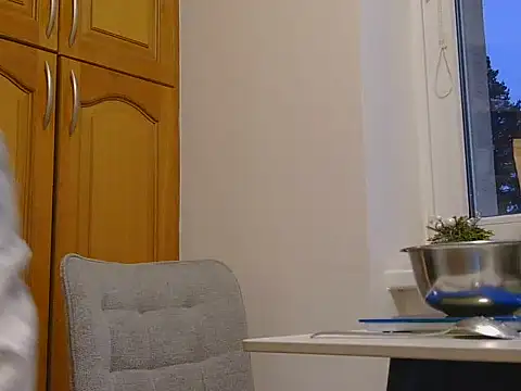 Olivarra online show from 02.09.26