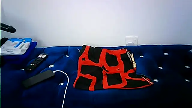 Ntokozo290 online show from 11.20.25