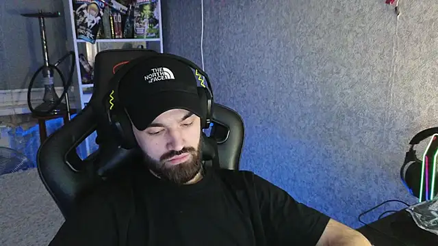 Nik Namee online show from 12.21.25