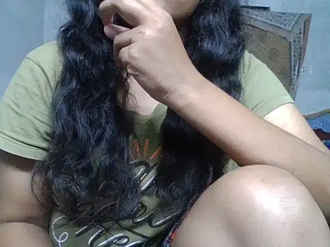 Snapshot of manju_02 chatting on 10.12.25 manju 02 online show from 10.12.25