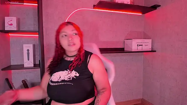 irisfeitan online show from 11.19.25