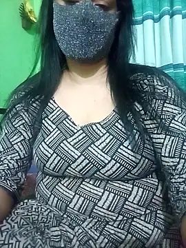 Snapshot of Rubina3344 chatting on 10.28.25 Rubina3344 online show from 10.28.25