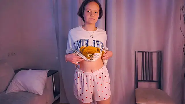 VeliaRogoff online show from 10.25.25