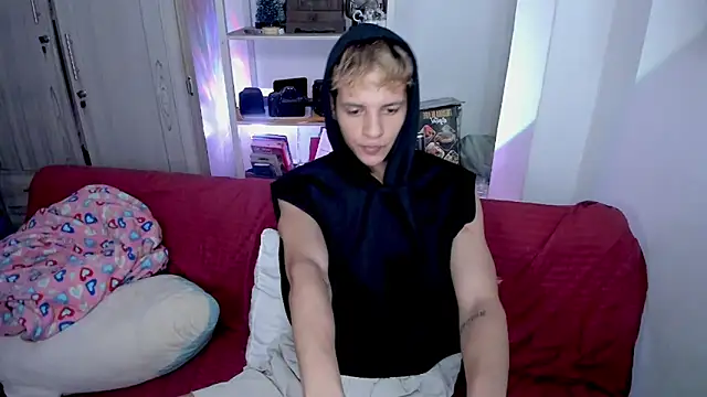 tylernova online show from 01.09.26