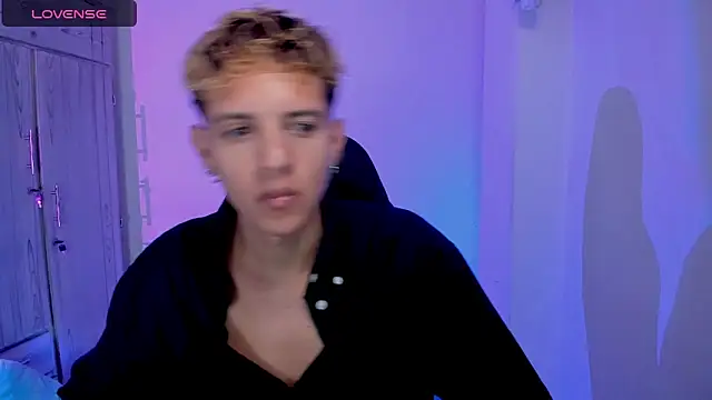 tylernova online show from 03.08.26