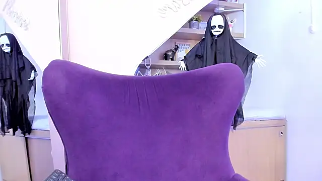 Sasha Grace online show from 10.25.25