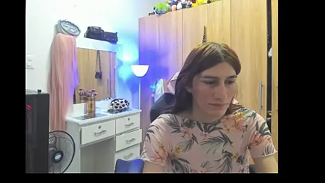 Pride couple online show from 07.11.26