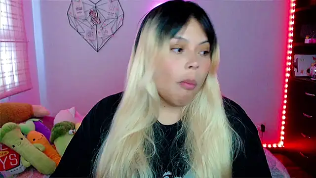 EllieMoonX online show from 12.03.25