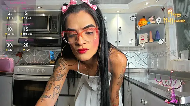 ZAMMIRA online show from 10.25.25