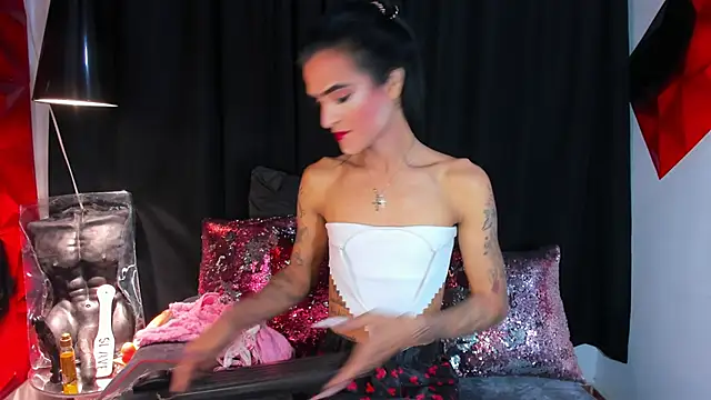 ZAMMIRA online show from 01.10.26