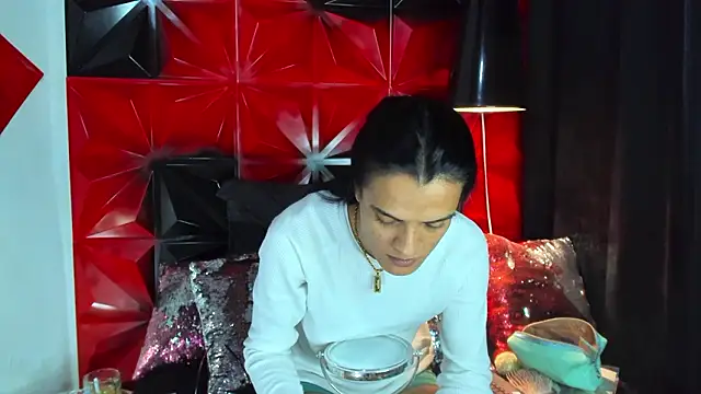 ZAMMIRA online show from 02.15.26