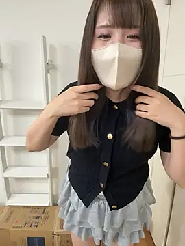 Snapshot of nikukyu_chan chatting on 10.18.25 nikukyu chan online show from 10.18.25