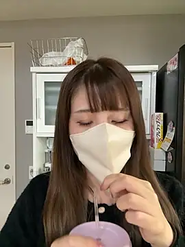 Snapshot of nikukyu_chan chatting on 11.01.25 nikukyu chan online show from 11.01.25