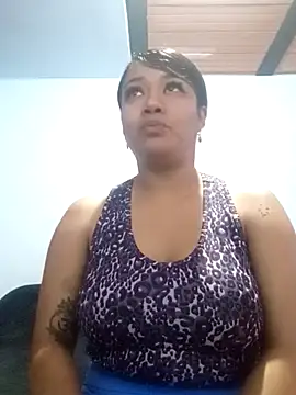 Hot swet online show from 10.19.25
