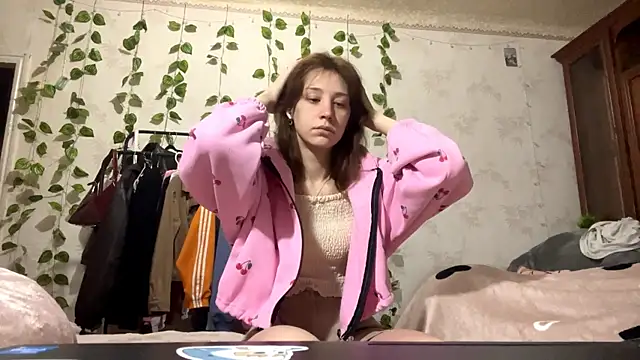 WildPeachh online show from 11.29.25