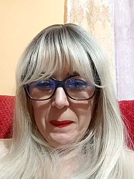 Amelialove42 online show from 11.13.25