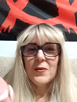 Amelialove42 online show from 11.23.25