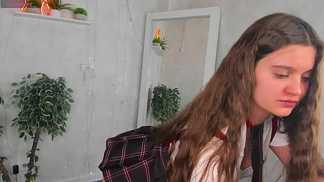 Renesmy Black online show from 04.19.26