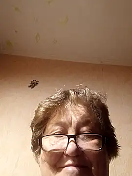 Katherine735 online show from 10.16.25