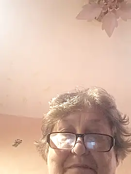 Katherine735 online show from 10.21.25