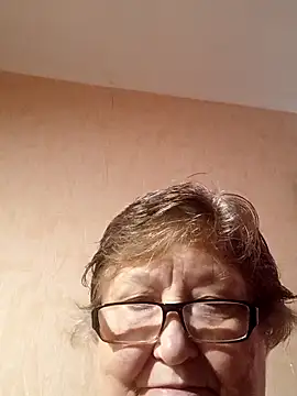 Katherine735 online show from 10.24.25