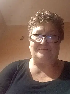 Katherine735 online show from 11.22.25