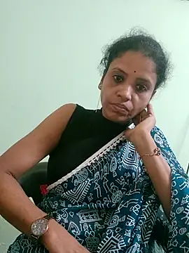 Snapshot of indiadipa chatting on 10.13.25 indiadipa online show from 10.13.25