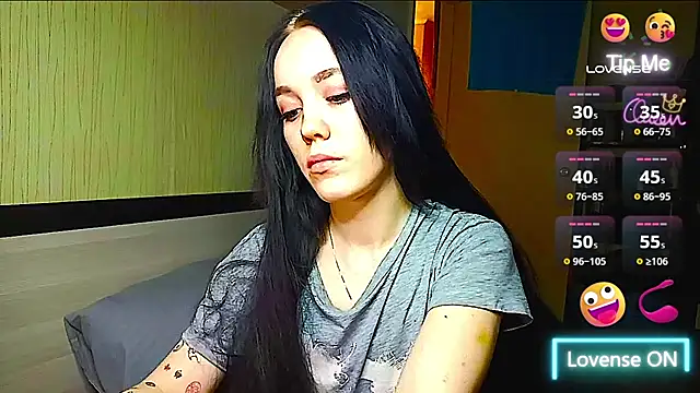 Snapshot of JennyRass chatting on 05.10.26 JennyRass online show from 05.10.26