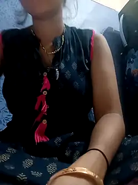 Snapshot of Lal_pari143 chatting on 10.30.25 Lal pari143 online show from 10.30.25