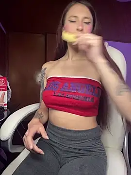 Im scarlett18 online show from 11.26.25