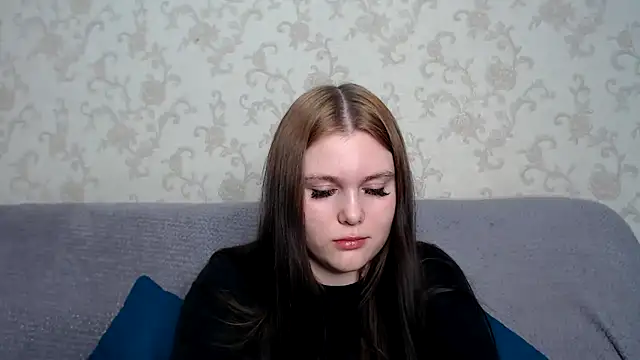 Musegirl online show from 11.10.25