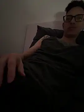 Ian 3333 online show from 05.31.26