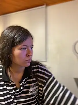 Ninfa pink online show from 12.01.25