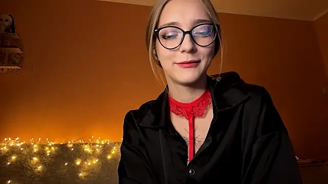 EvaPeace online show from 10.11.25