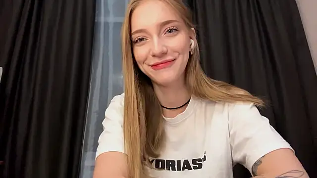 EvaPeace online show from 10.15.25