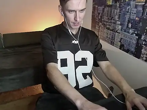 Snapshot of kinkyalecx chatting on 11.18.25 kinkyalecx online show from 11.18.25