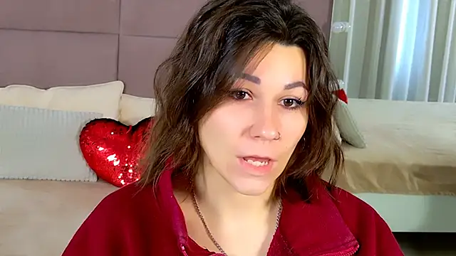 Snapshot of EdenSolis chatting on 02.02.26 EdenSolis online show from 02.02.26