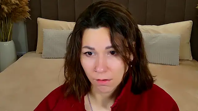 Snapshot of EdenSolis chatting on 02.16.26 EdenSolis online show from 02.16.26