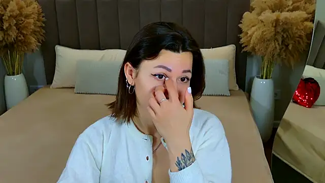 EdenSolis online show from 04.02.26