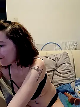 labellerose online show from 04.10.26