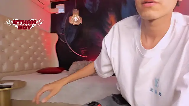 Ethan Boy  online show from 01.05.26