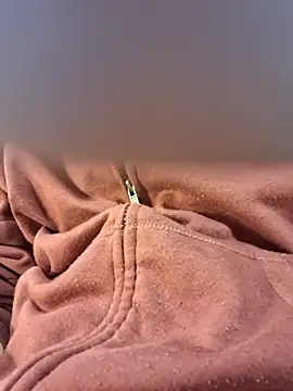 Snapshot of suisseitalie chatting on 10.09.25 suisseitalie online show from 10.09.25